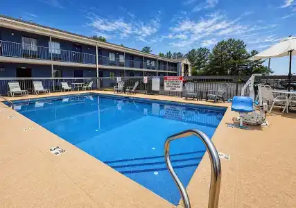 Quality Inn at Fort Gordon - 29