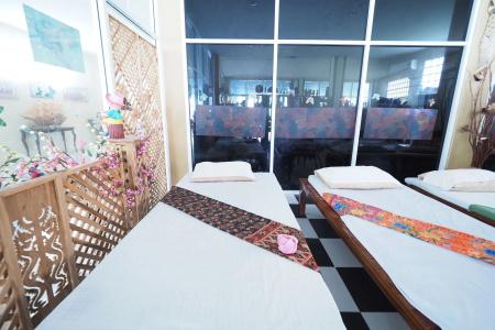 Sea Breeze Guest House - 1