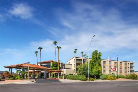 Best Western Plus Thunderbird Suites - 48
