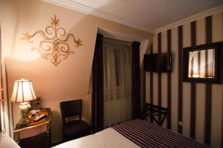 Boutique Monaco - 25