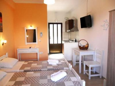 Marilena & Studios - 24