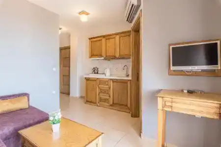 Veziroğlu Apart - 120