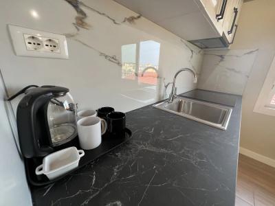 Rias Penthouse Suites - 25