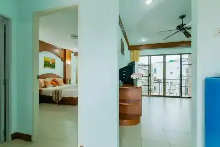 RK Guesthouse - 73