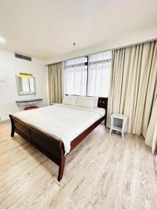 KL Suite at Times Square - 11