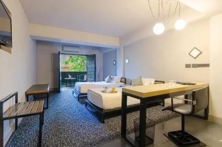 Prodeo + Lounge - 50