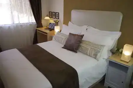 Astoria Retreat - 3