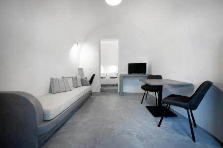 Lotza Studios - 28