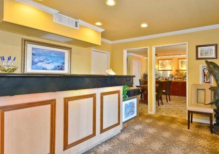 Best Western Plus Inn-by-the-Sea - 22