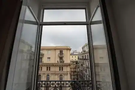H. G. Boutique Toledo Napoli Centro - 118