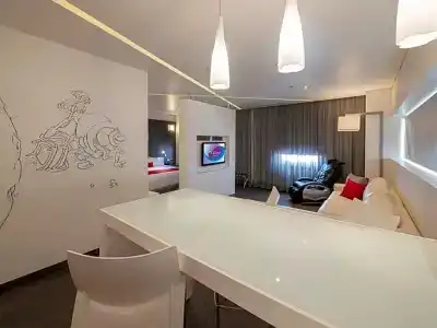 Ramada Encore by Wyndham Guadalajara - 49