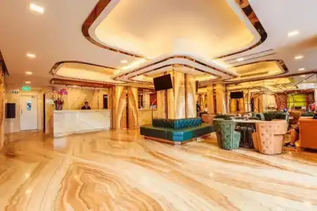Winsuites Saigon - 1