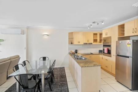 Cairns City - 103