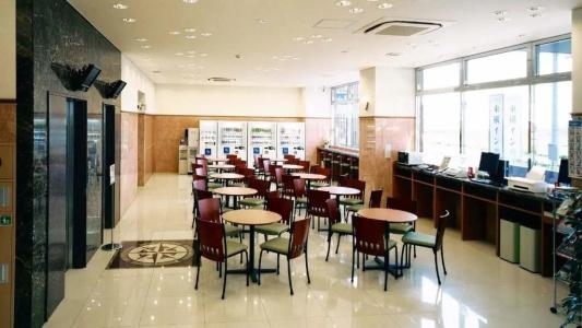 Toyoko Inn Airport - 6