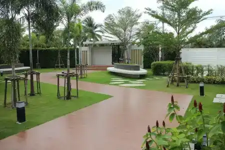 The Trust Pool & Garden - 13