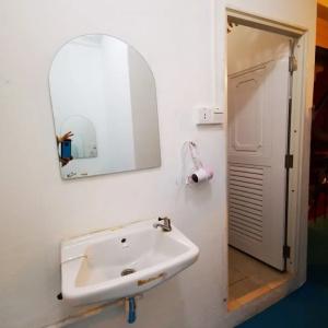 D Luck Hostel - 26