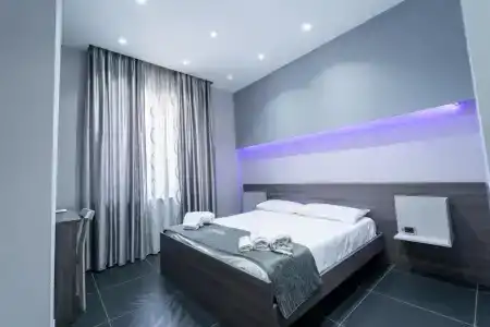 Al Campanile H Napoli Centro, by ClaPa Group - 90