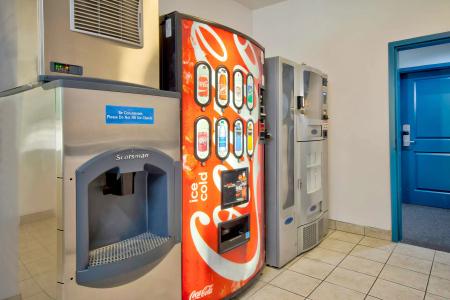 Studio 6-Bakersfield, CA - 9