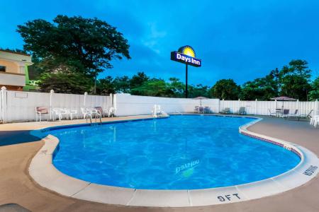 Super 8 by Wyndham Houston/Dtwn/I-610 - 11