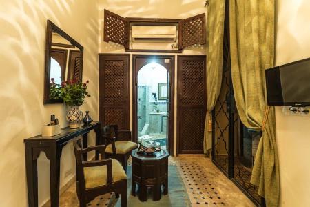 Riad Nasreen - 64