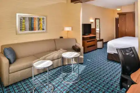 Fairfield Inn & Suites by Marriott East/Springfield - 46