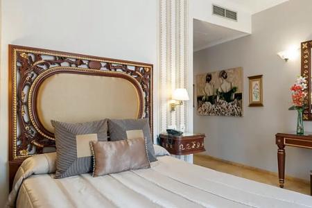 Adriano Boutique Sevilla - 71