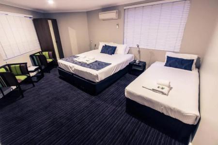 The Premier Broadmeadow - 15