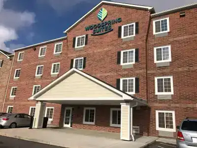 WoodSpring Suites - 19
