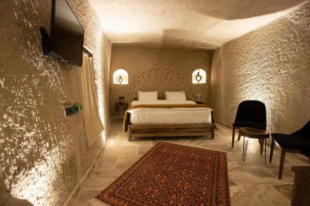 Medusa Cave - 34