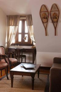 Boutique Castillo Rojo - 24