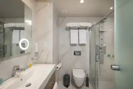 Bio Suites - 96