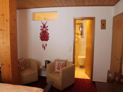 & Restaurant Grüner Baum - Die Grüne Oase Am Feldberg - 28