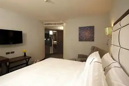Sukhumvit Suites - 58