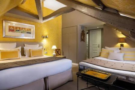 Hôtel Le Relais des Halles - 112