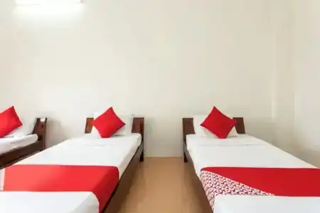 OYO 594 Cua Dai Beach - 4