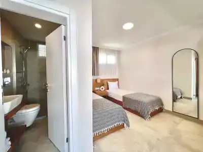 Lavinya Otel - 1
