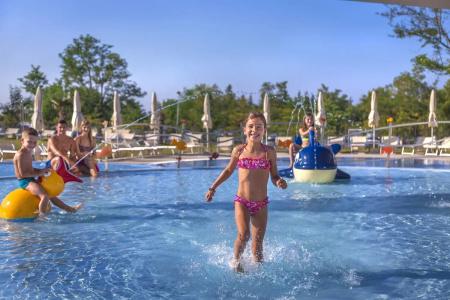 Lanterna Premium Camping Resort by Valamar - 10