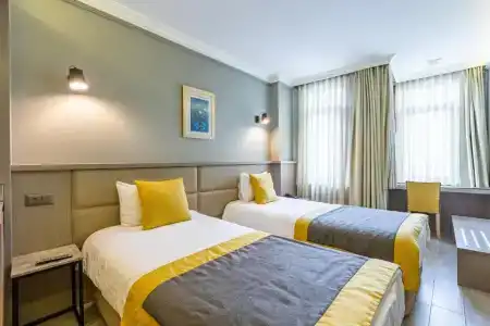 Seraglio & Suites - 58
