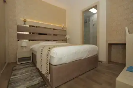 Capital Tirana Bruçi - 40