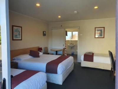 Ocean Inn - 56