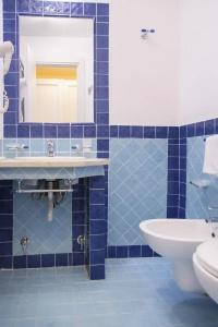 Blu Laconia Village - 34