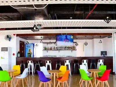 Le Hoang Beach Danang - 35