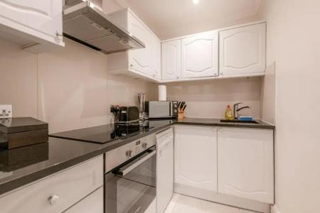 Queensgate Court - 151