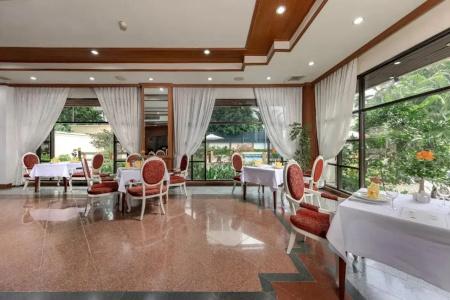 Oriental Palace - 26