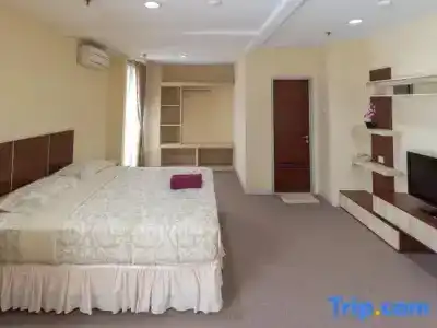 Golden Sky Pluit - 76