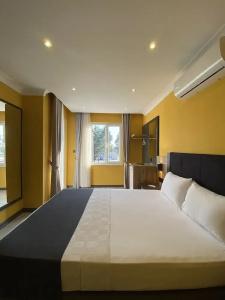 Roy Otel Akçay - 84