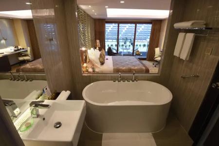 Best Western Chinatown - 102