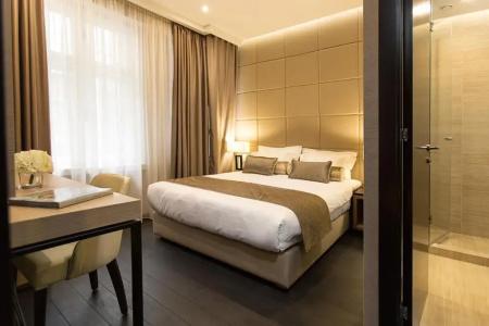 Dominic Smart & Luxury Suites - Republic Square - 34