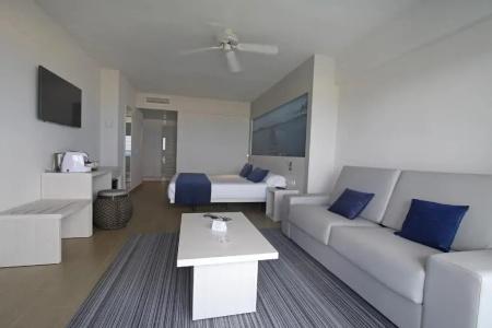 Tonga Tower Design & Suites - 39