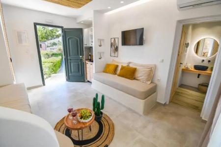 Aggeliki's Diamond - 22